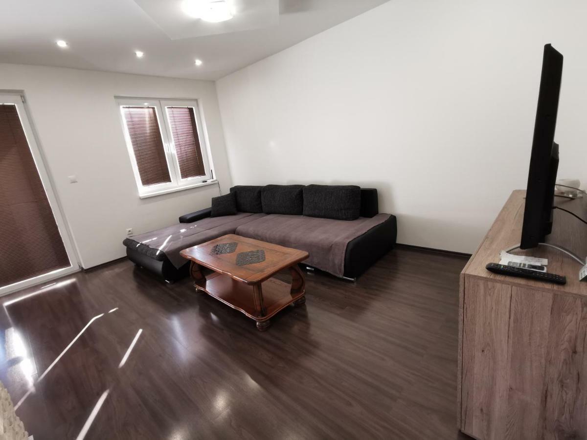 Apartment J&D Dunajská Streda المظهر الخارجي الصورة